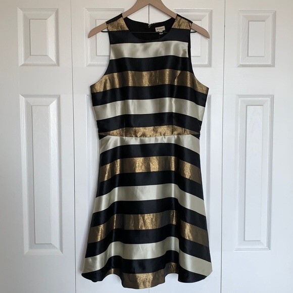 NWT Cremiuex Jocelyn Metallic Stripe Holiday Glam Fit & Flare Dress 10 - Picture 1 of 7